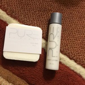 Pure lotion by gloss